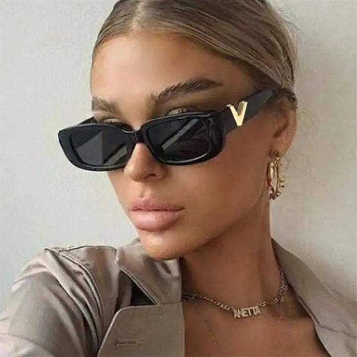 Chic Retro Rectangle Shades for Women