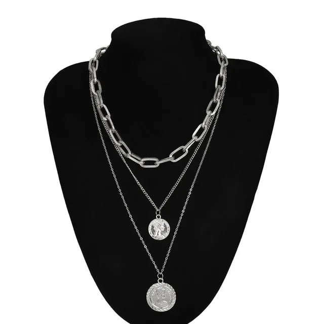 Elegant Women's Choker Necklace